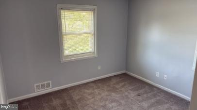 864 BELLEVUE STREET SE 1