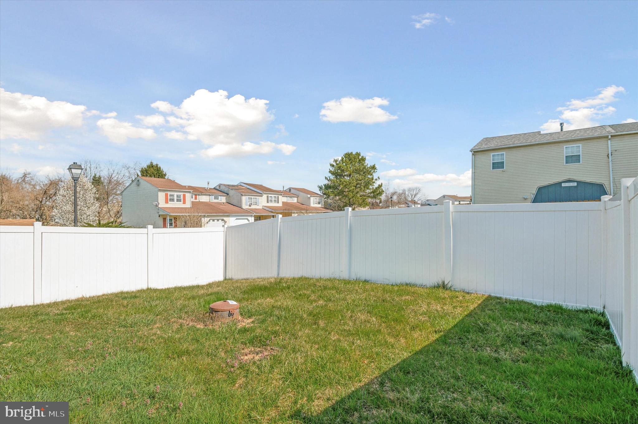 505 Blackbird Dr