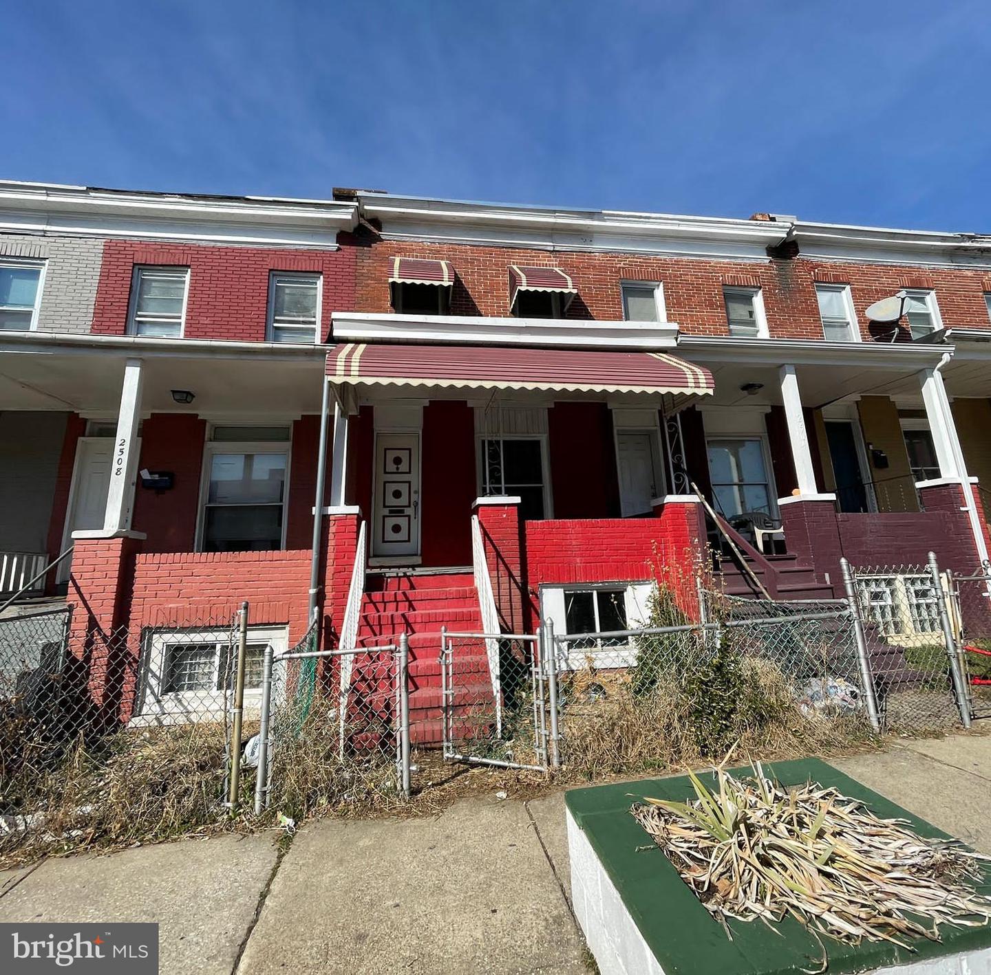 2506 Lauretta Ave