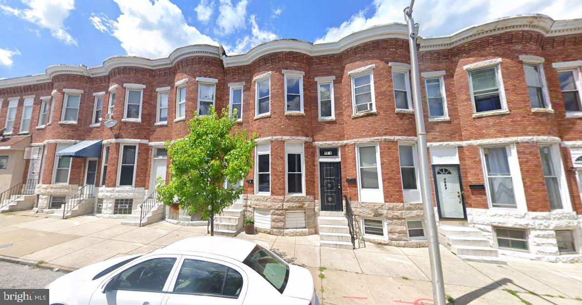 1828 Walbrook Ave