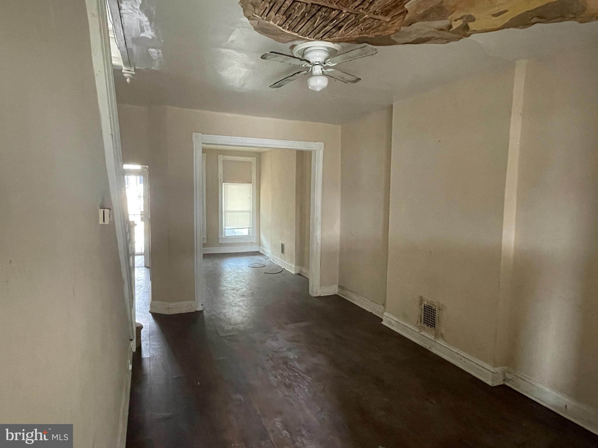 2719 Riggs Ave