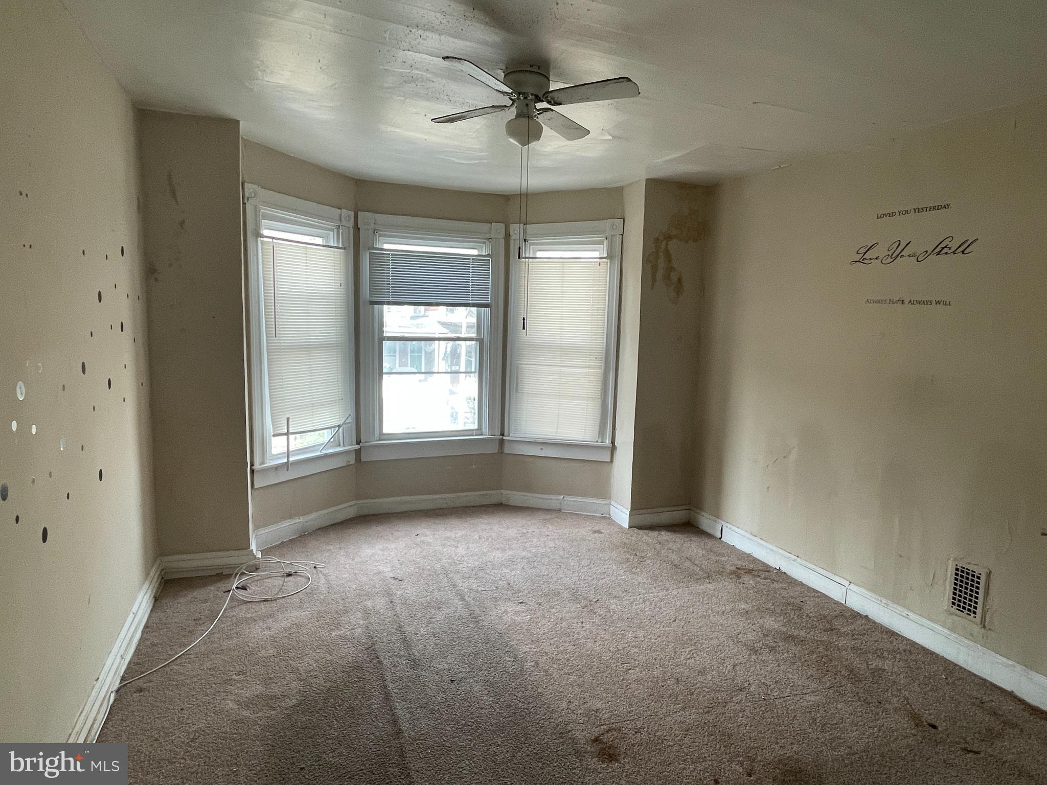 2719 Riggs Ave