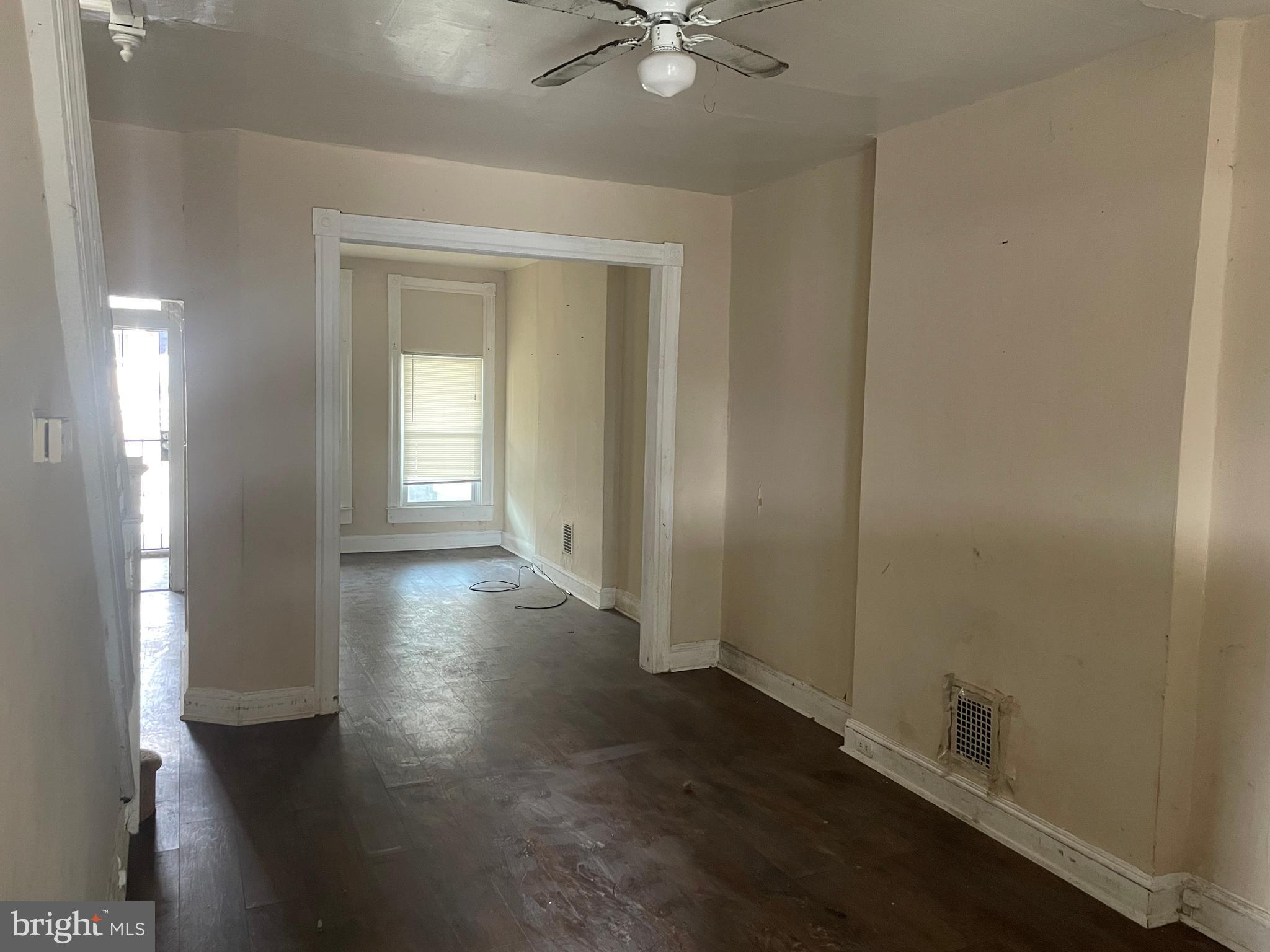 2719 Riggs Ave