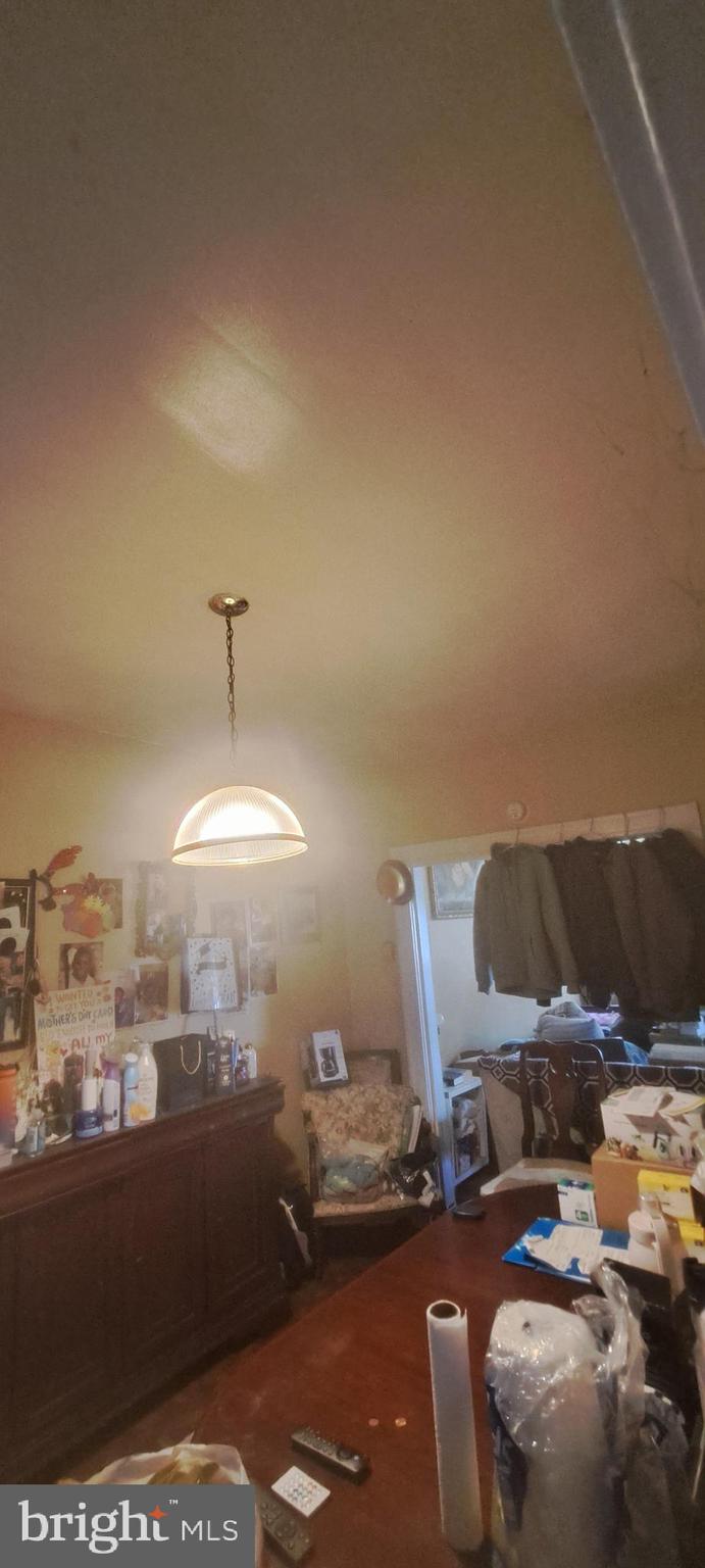 2207 W Lafayette Ave