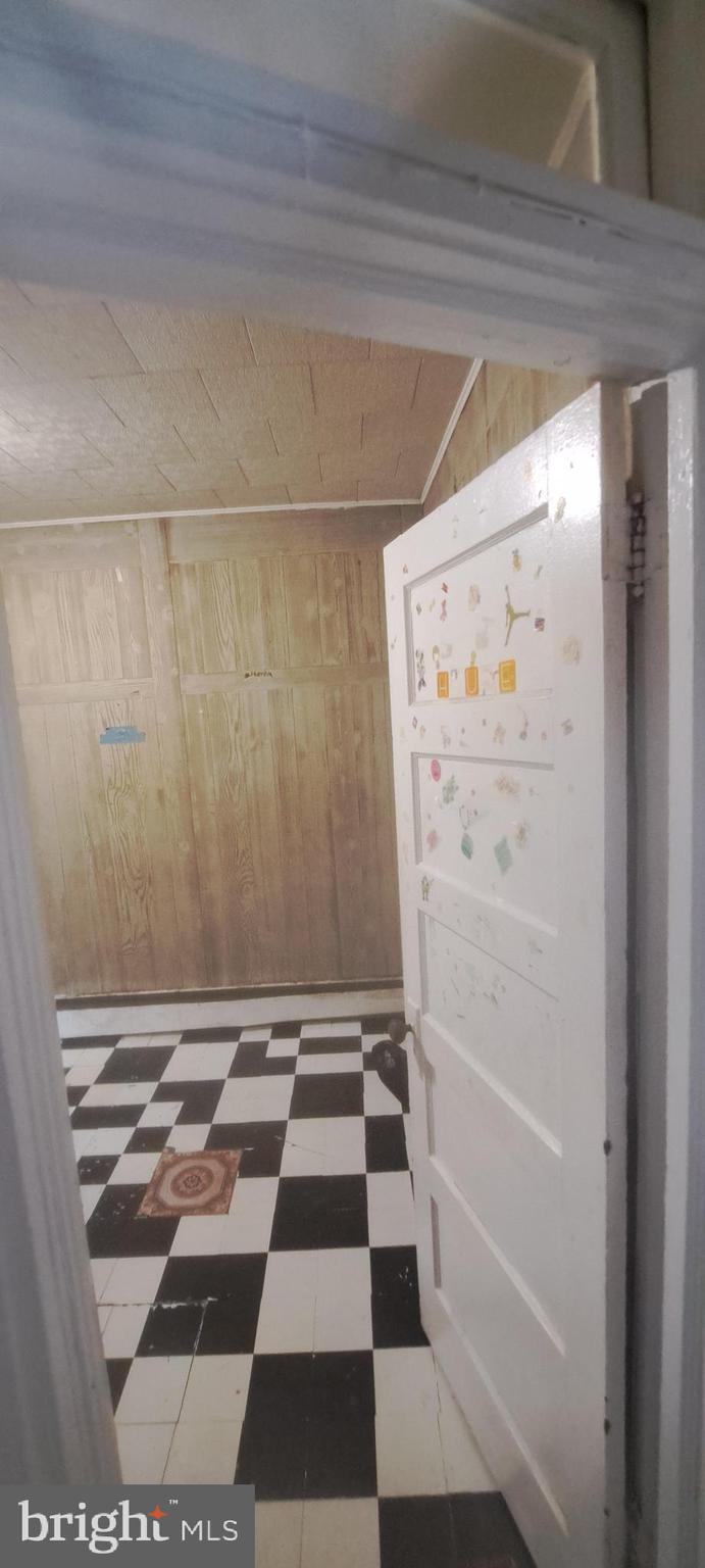 2207 W Lafayette Ave