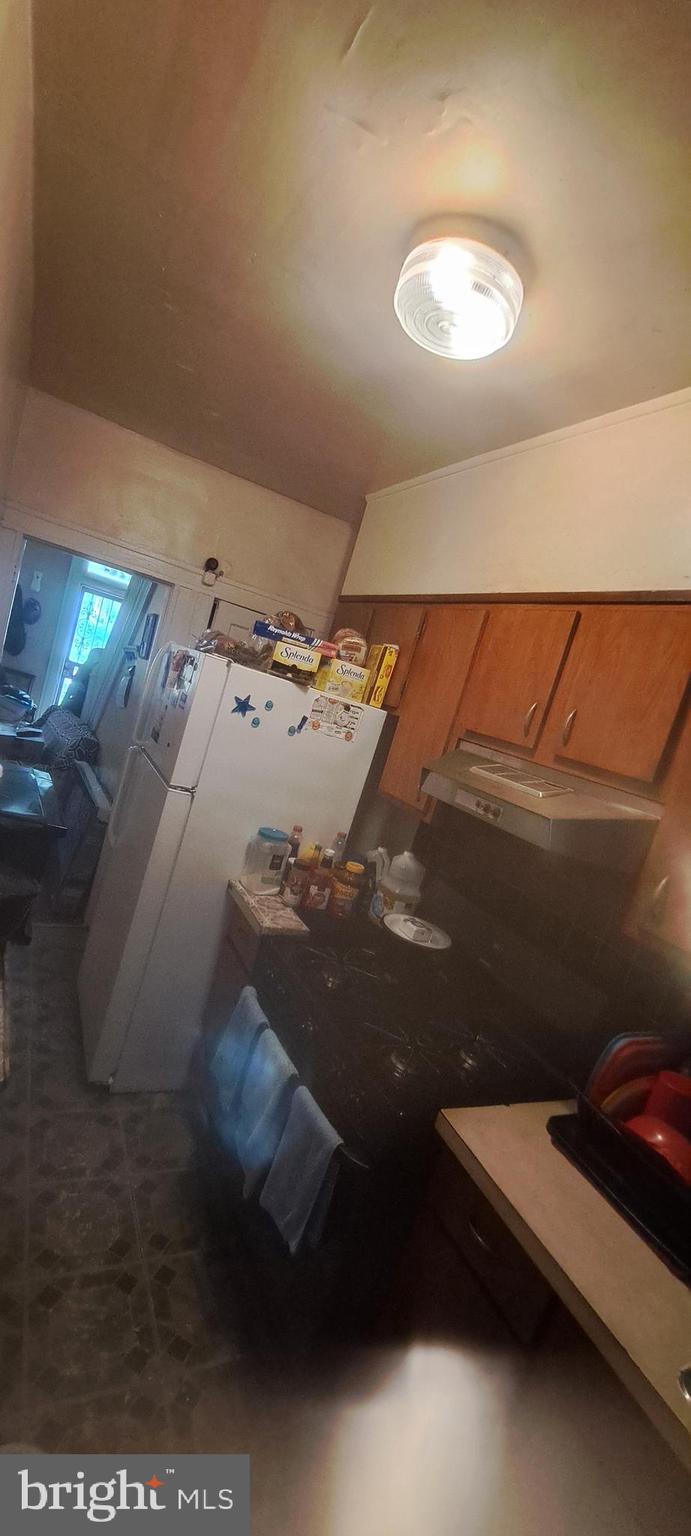 2207 W Lafayette Ave