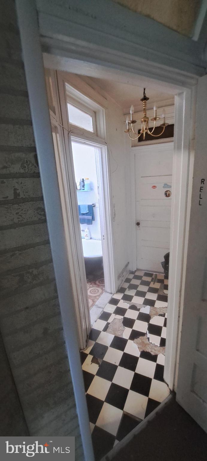 2207 W Lafayette Ave