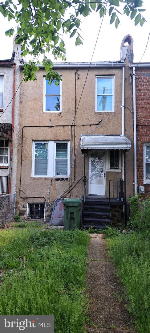 2207 W Lafayette Ave
