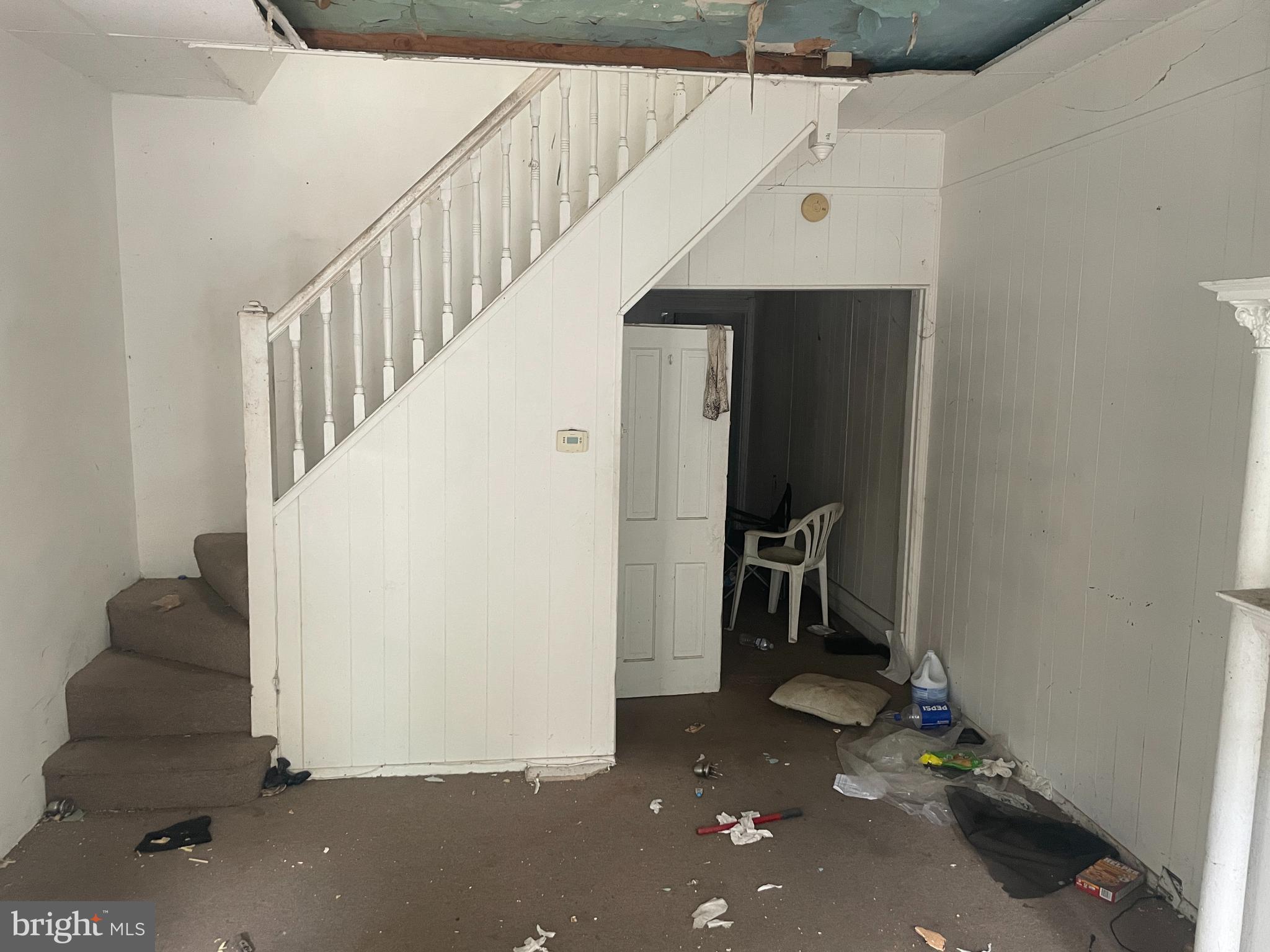 1803 N WARWICK AVENUE