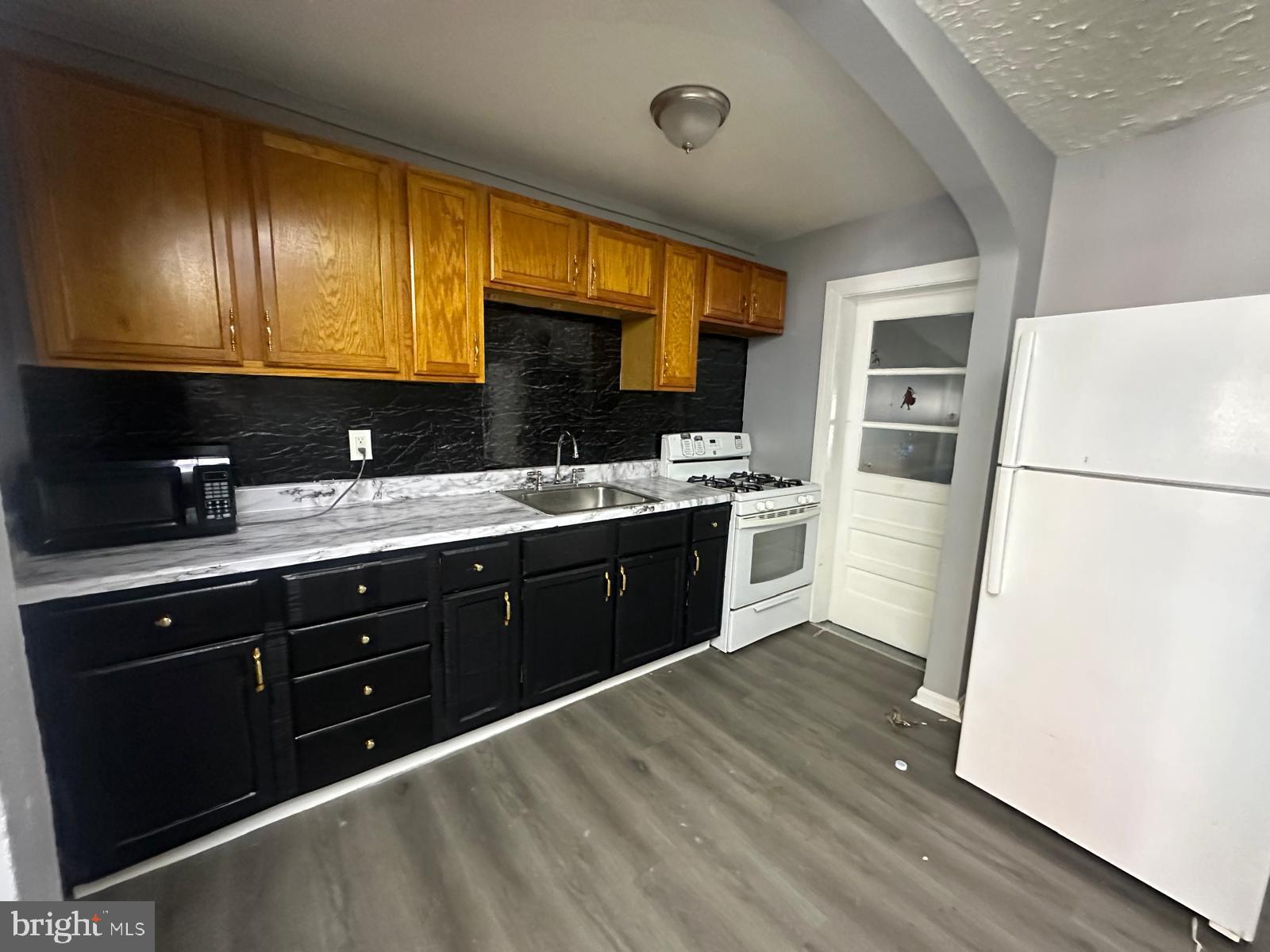 510 S LONGWOOD STREET