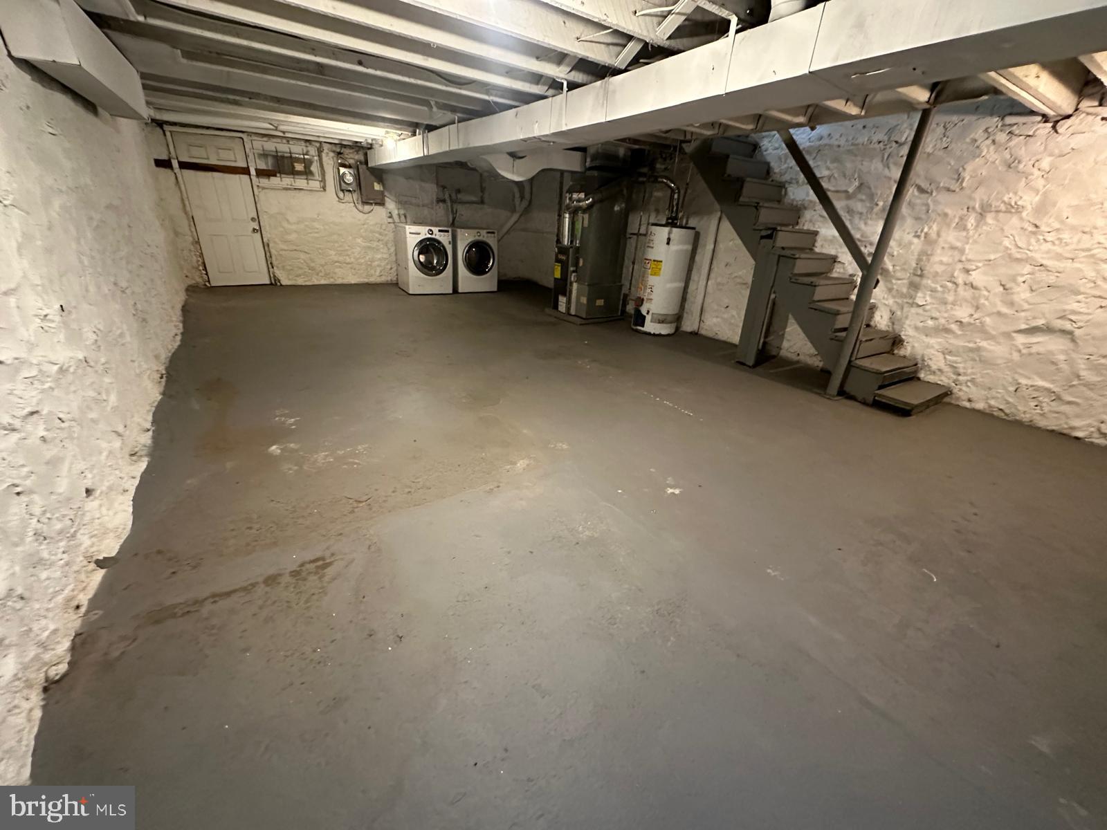 2859 W GARRISON AVENUE