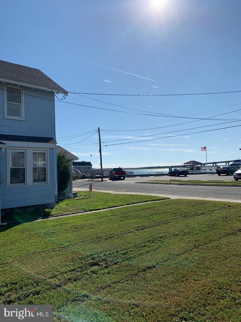 121 Higbee Ave