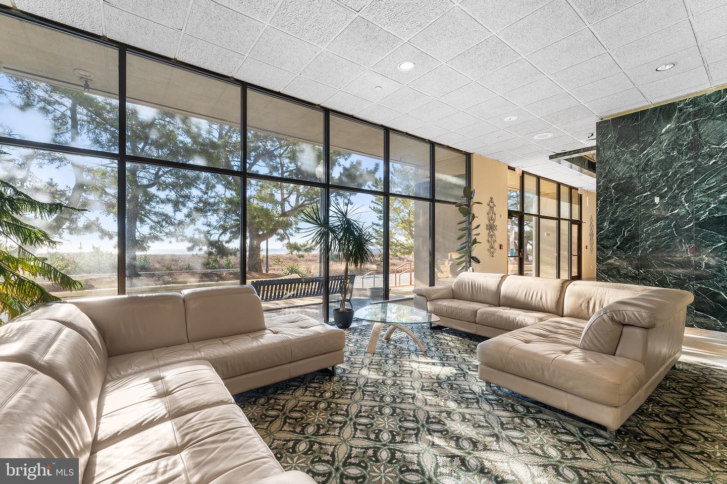 3851 Boardwalk #1808