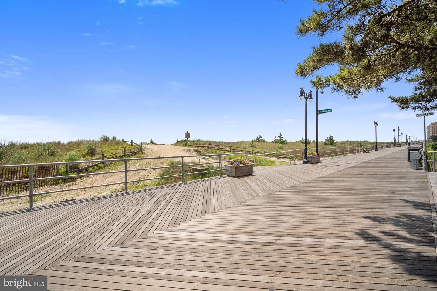 3851 Boardwalk #1808
