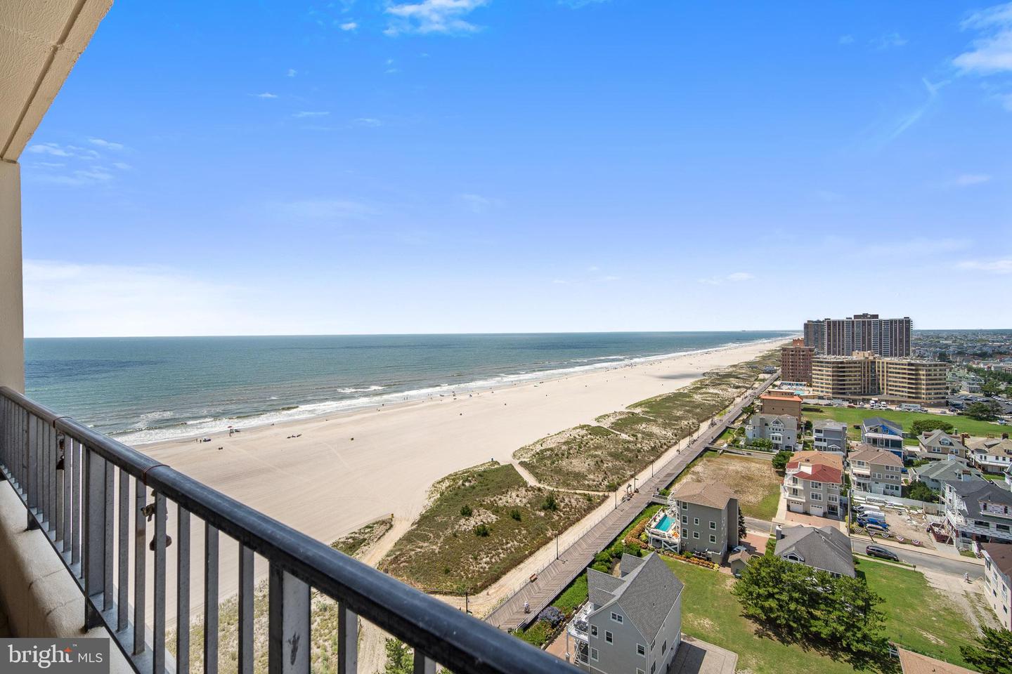 3851 Boardwalk #1808