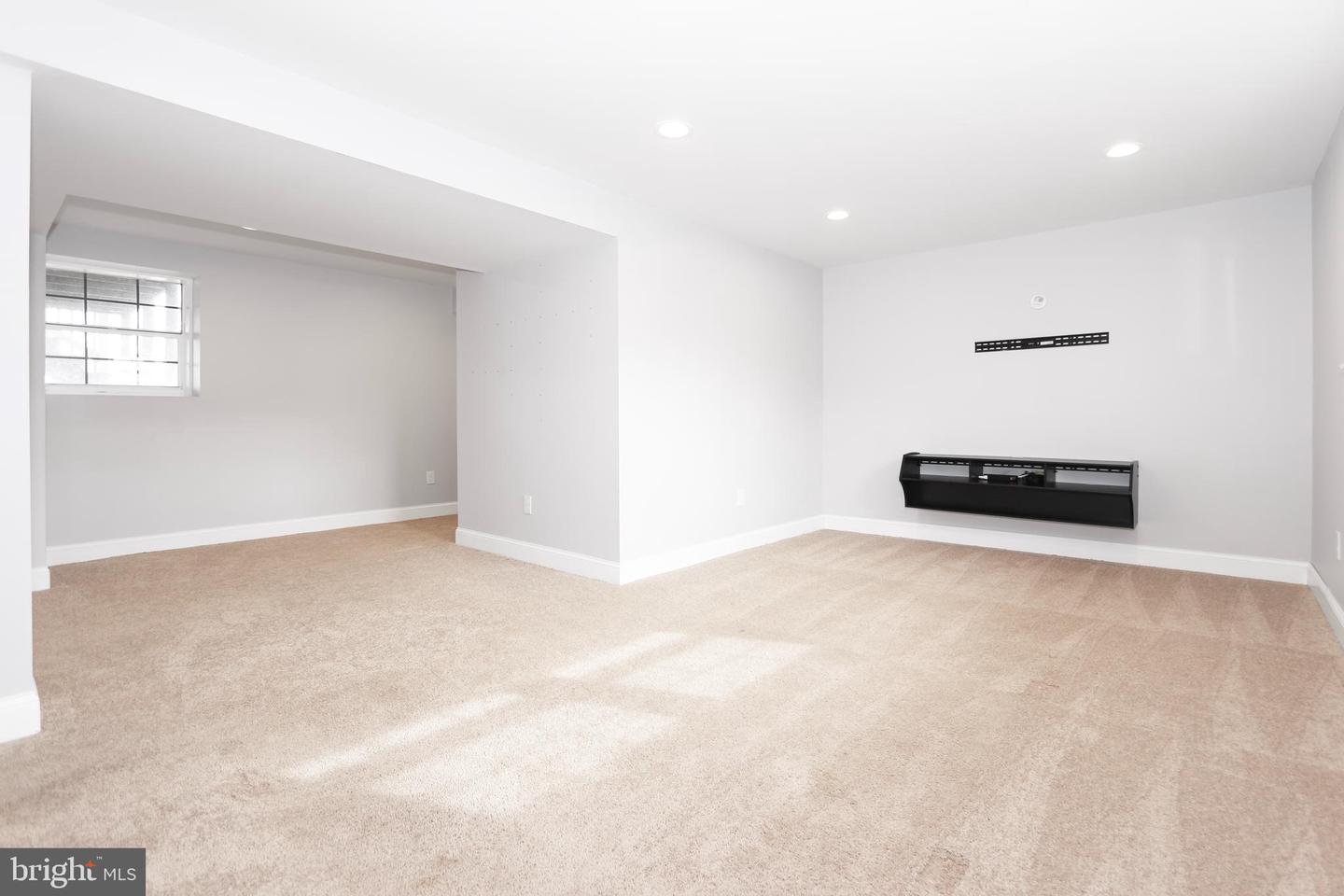 148 North Ave