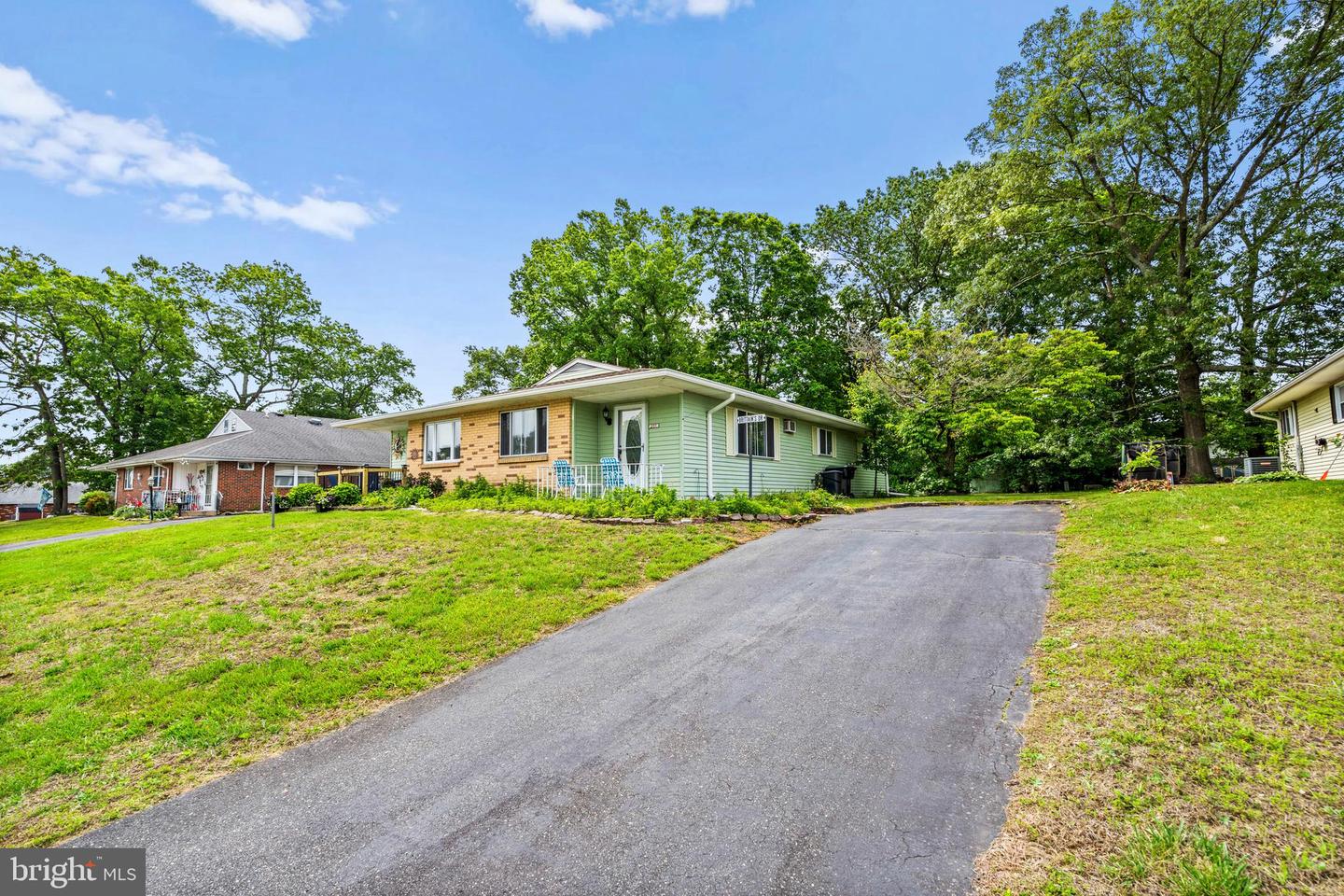 151 Elmtowne Blvd