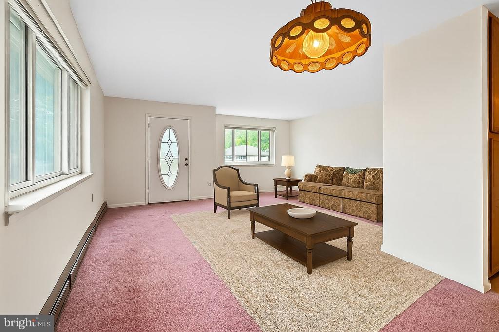 151 Elmtowne Blvd