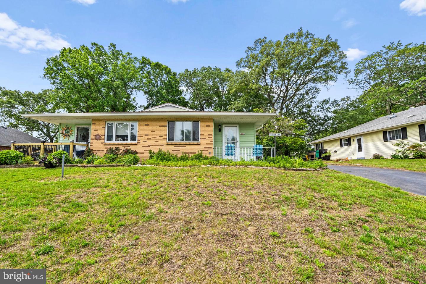 151 Elmtowne Blvd