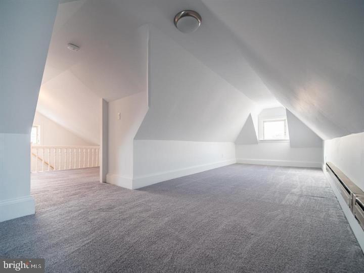 303 N WARWICK ROAD