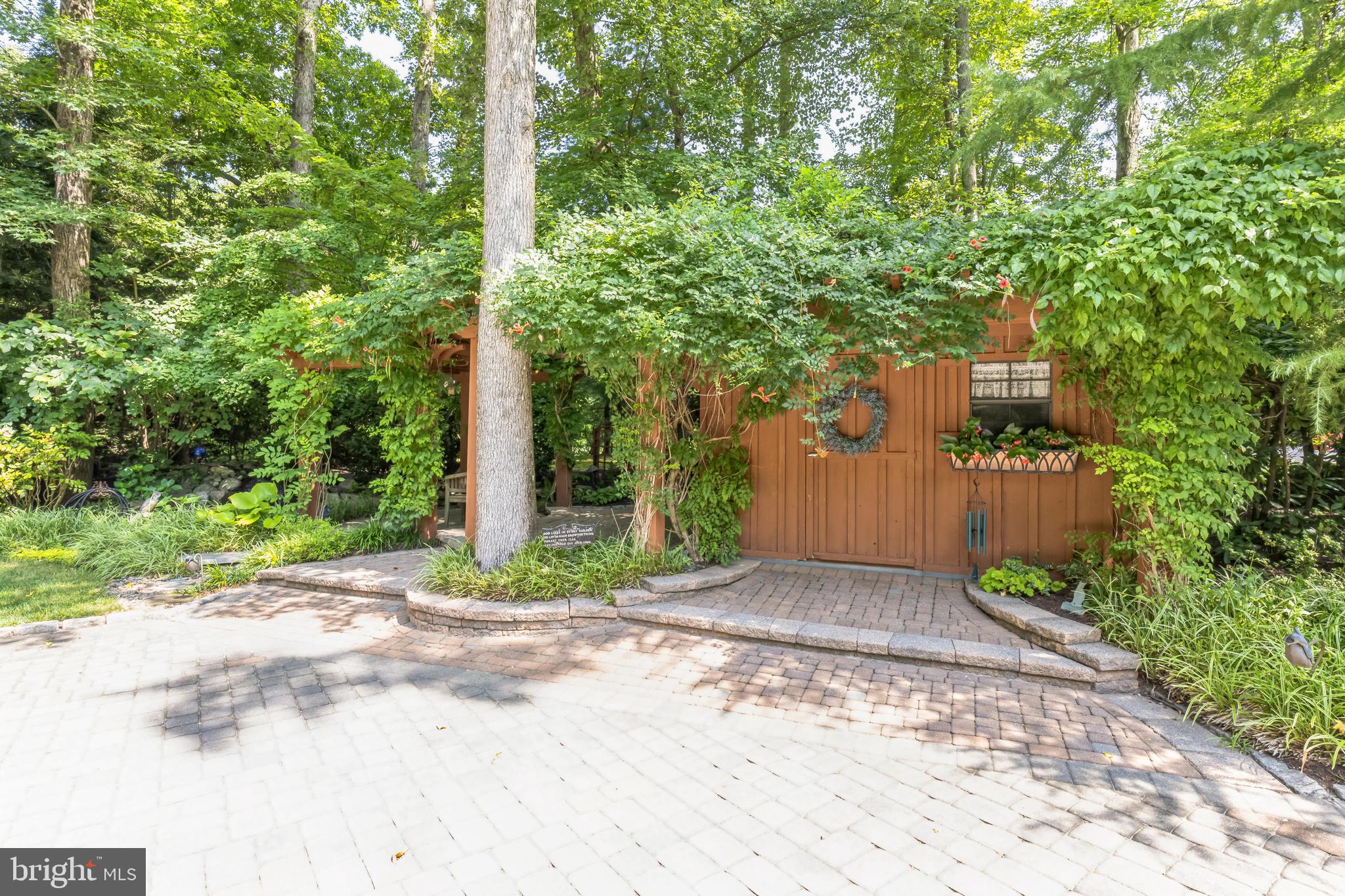 9 Cliff Ct