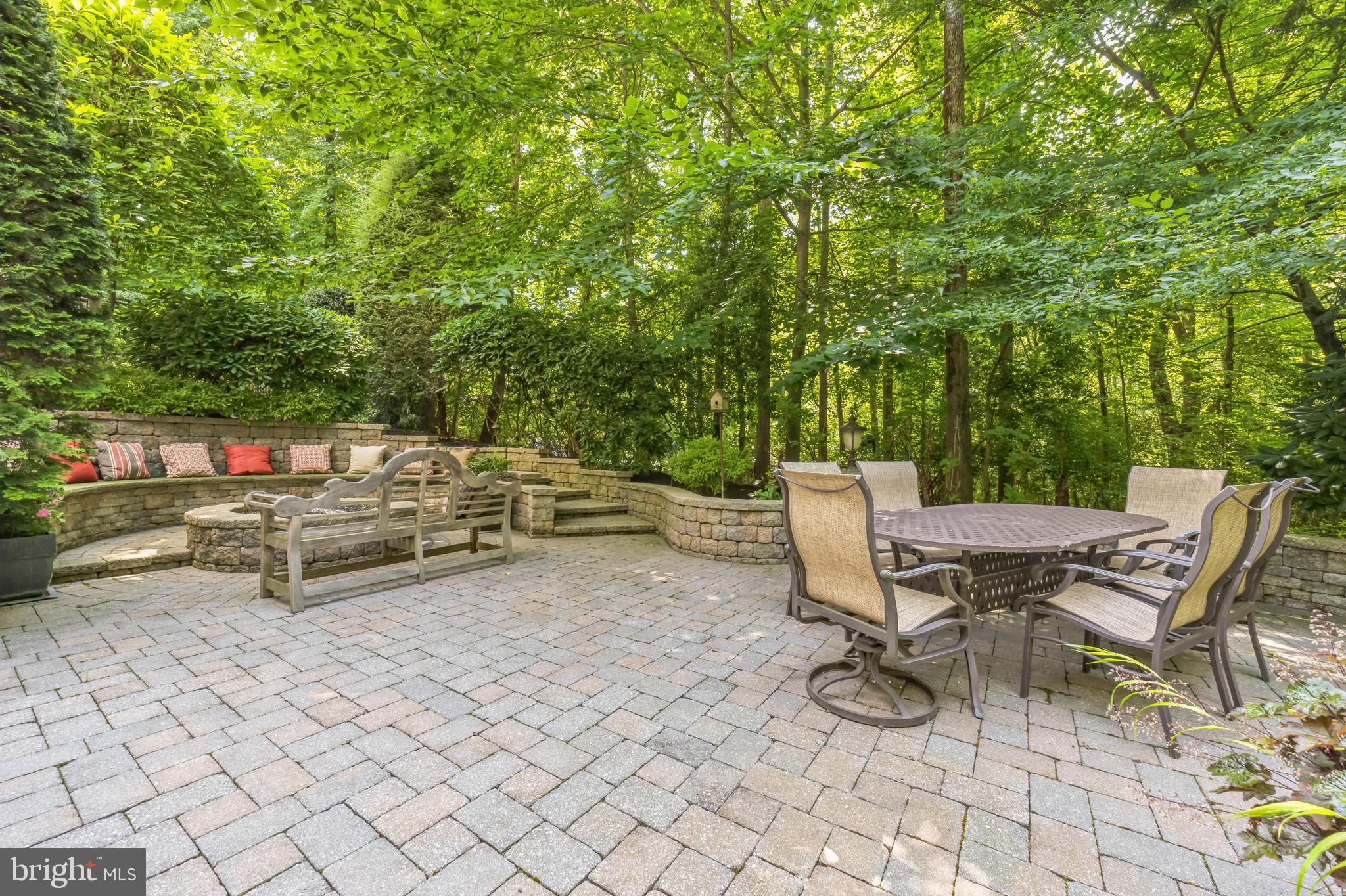 9 Cliff Ct