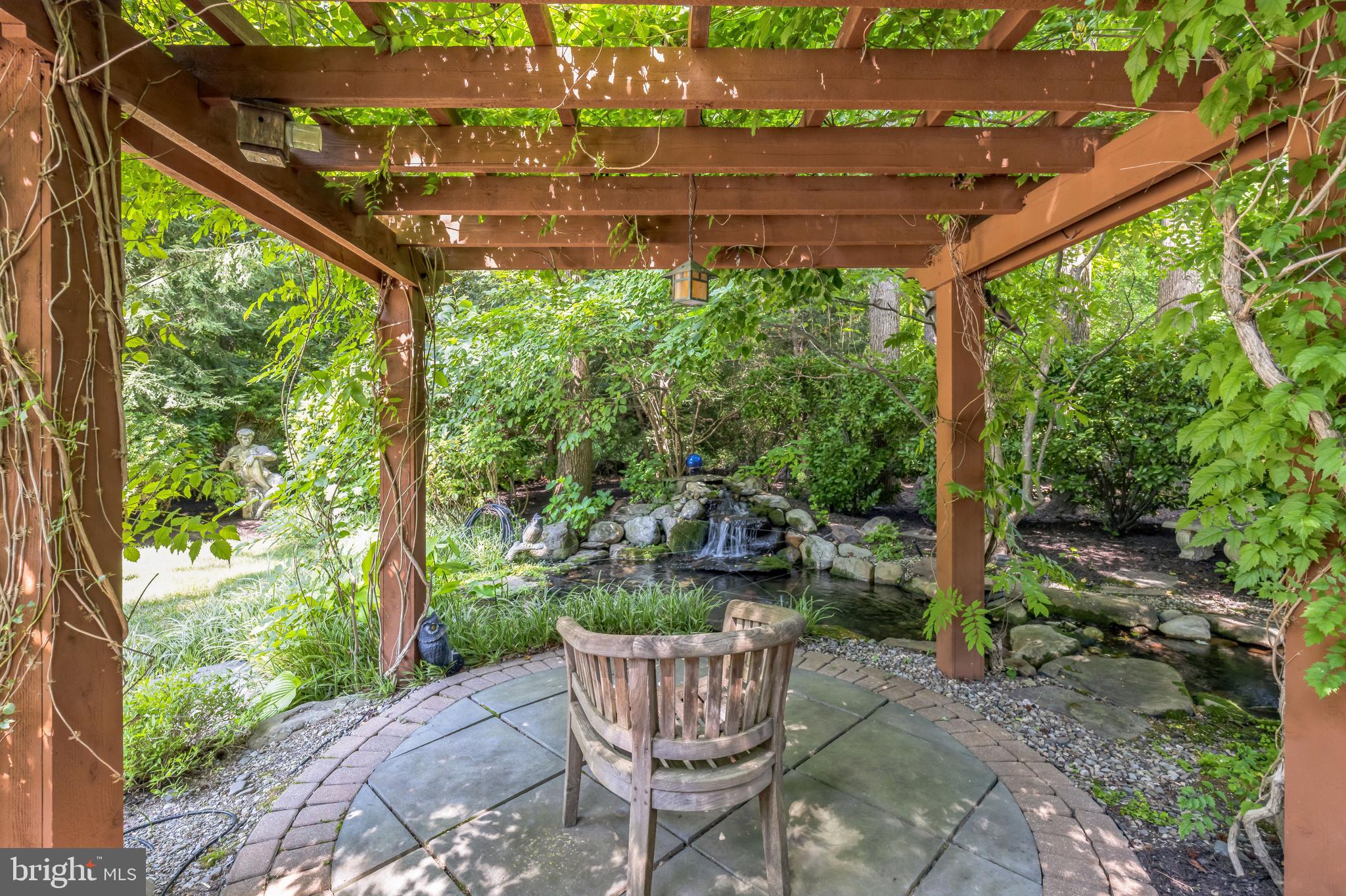 9 Cliff Ct