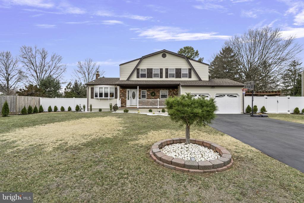 31 Wolfpack Rd
