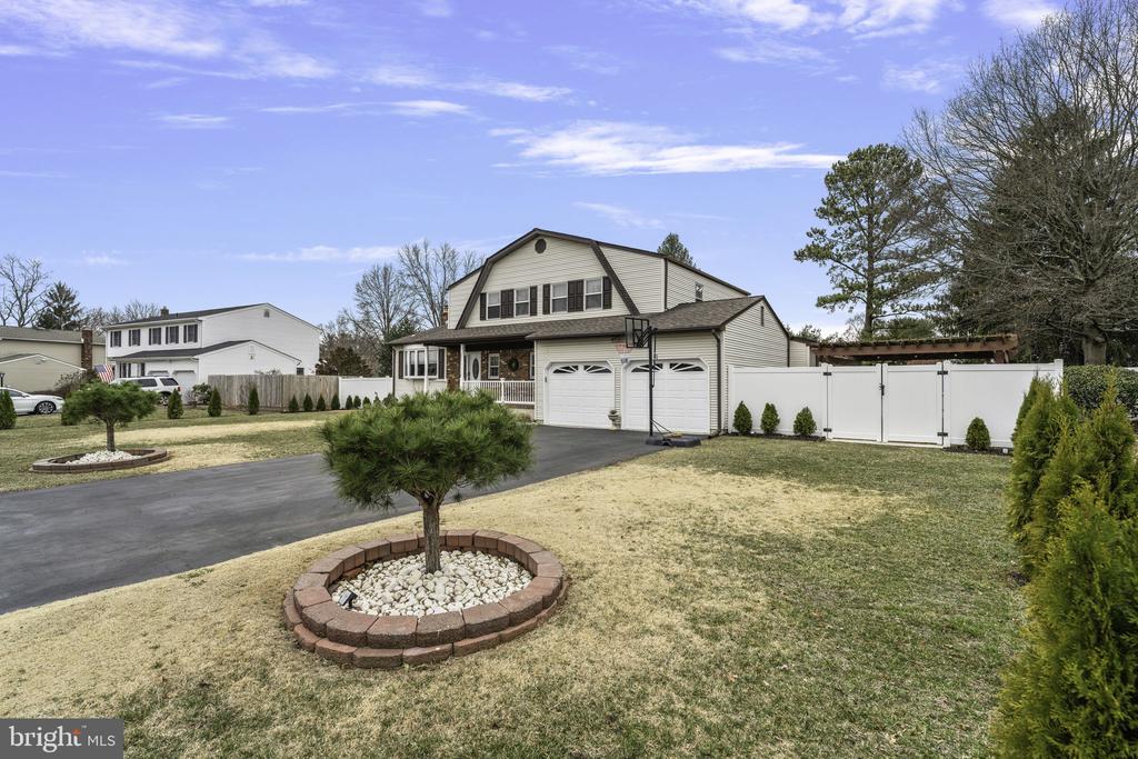 31 Wolfpack Rd