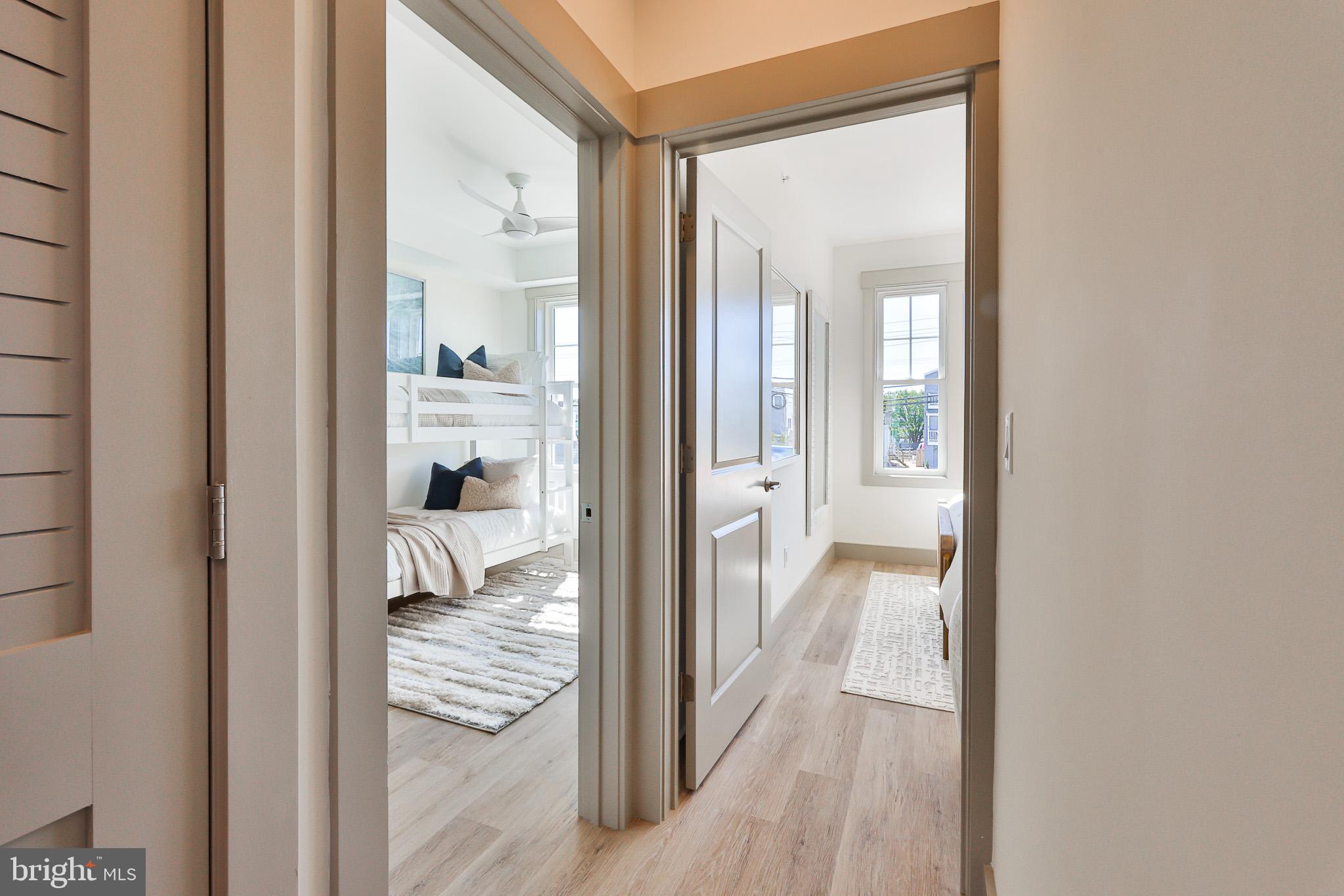 1210 Long Beach #B