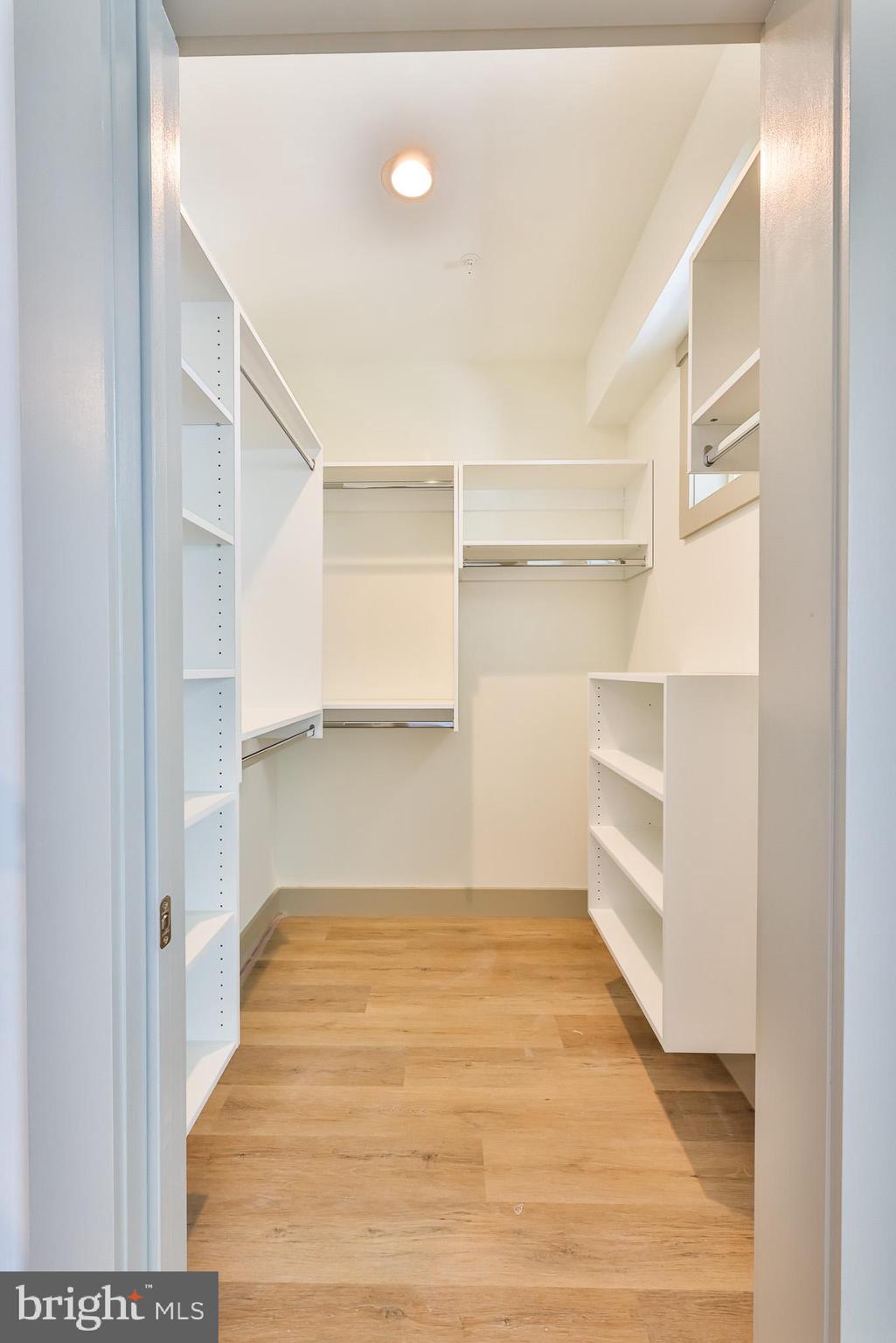 1210 Long Beach #B