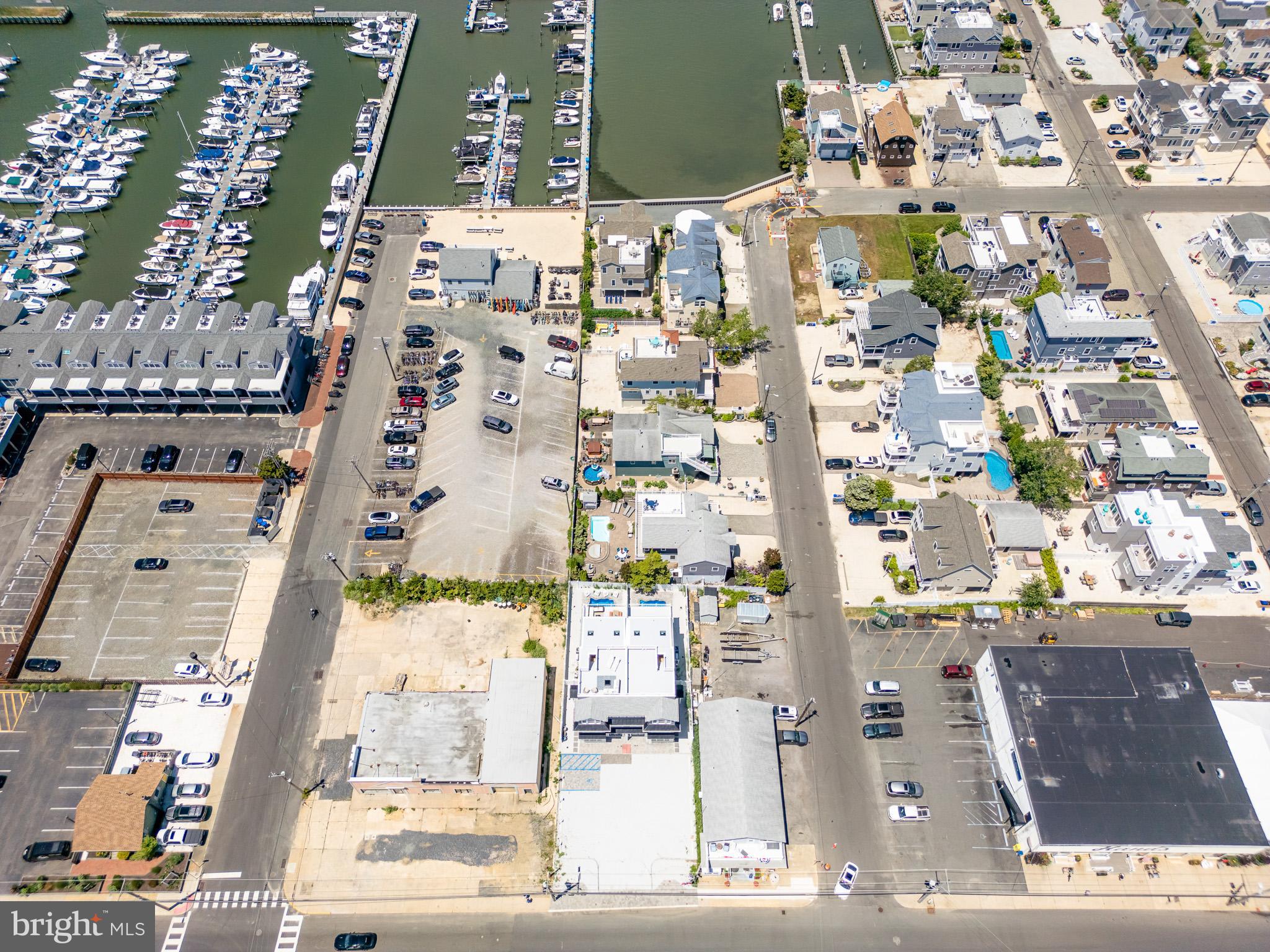 1210 Long Beach #B