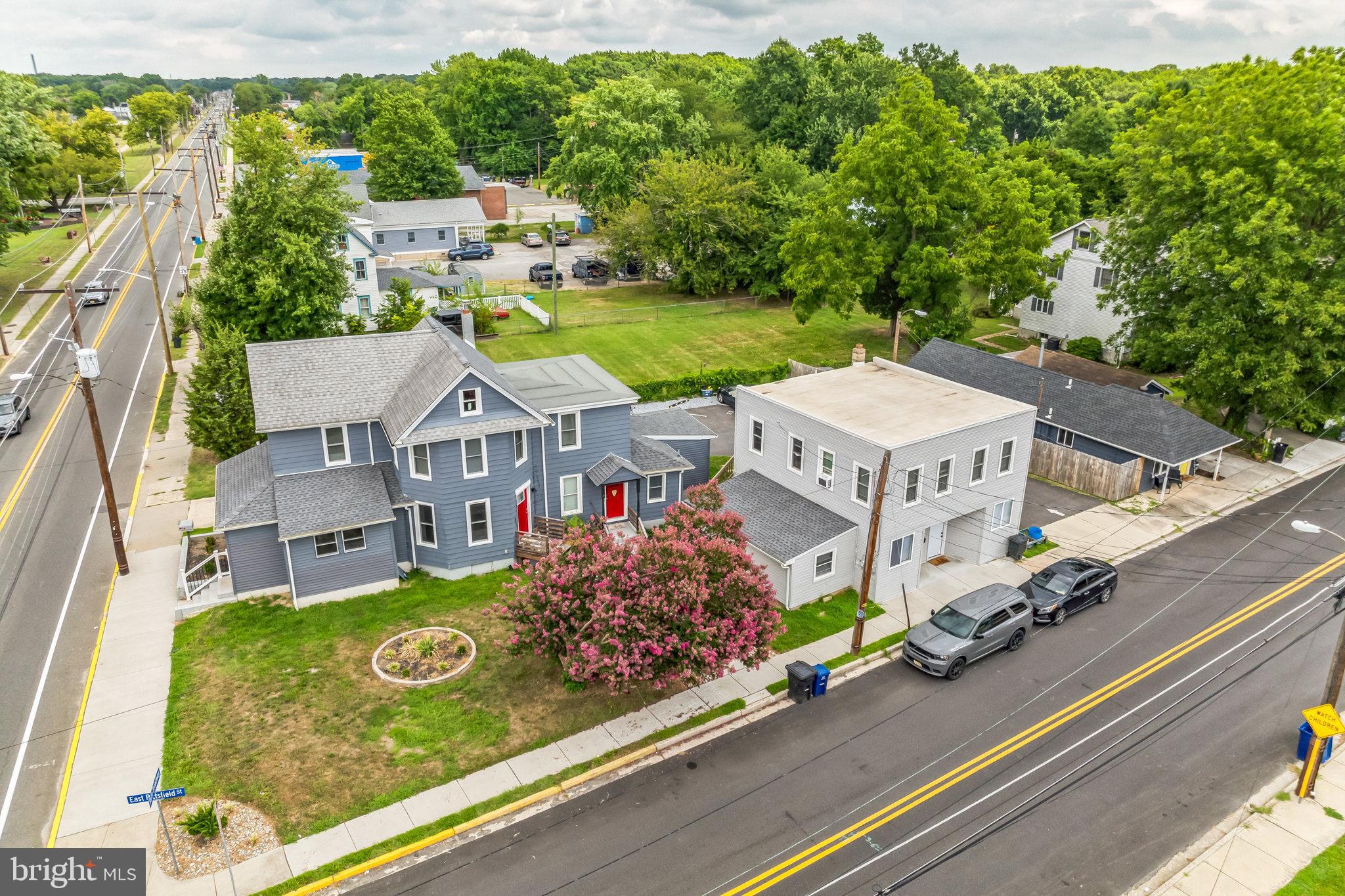 2 N Broadway