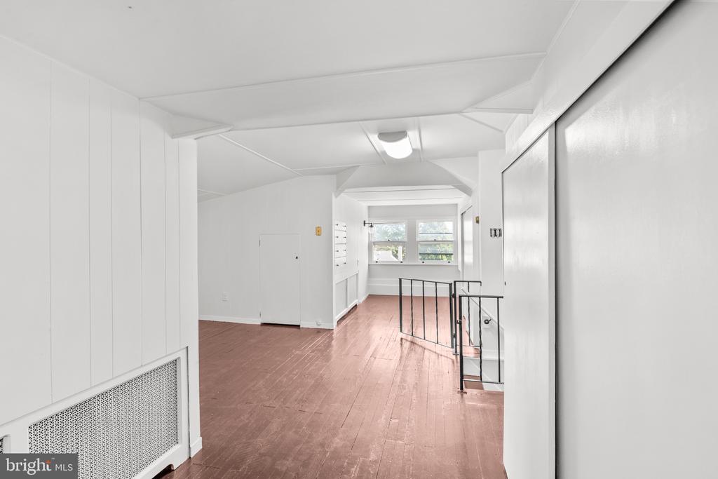 1320 DAUPHIN AVE