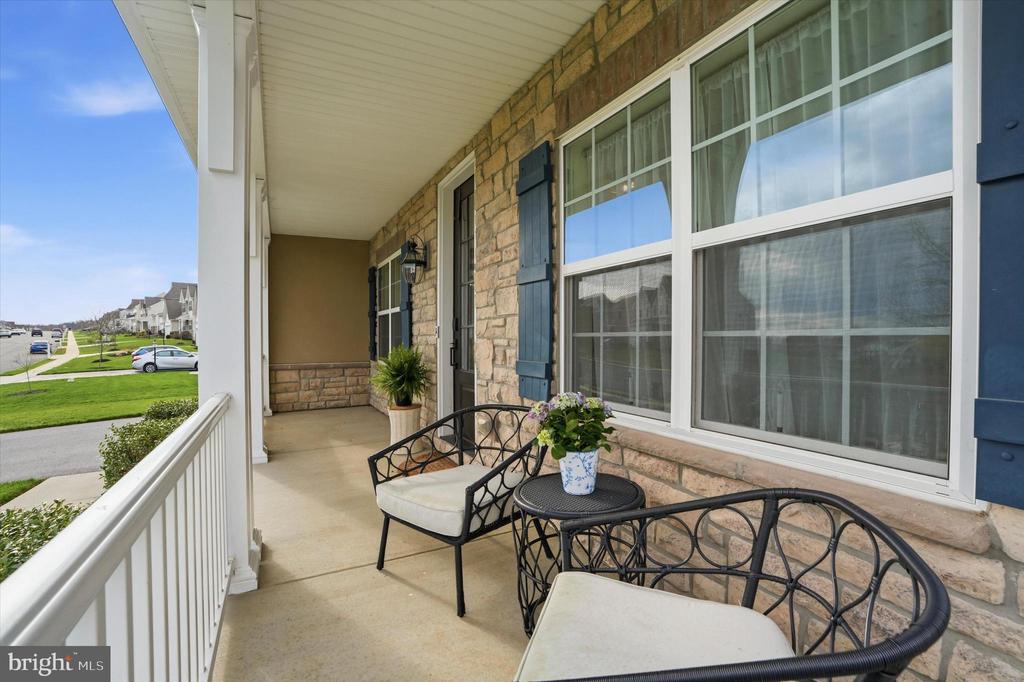 4 SOVEREIGN DRIVE