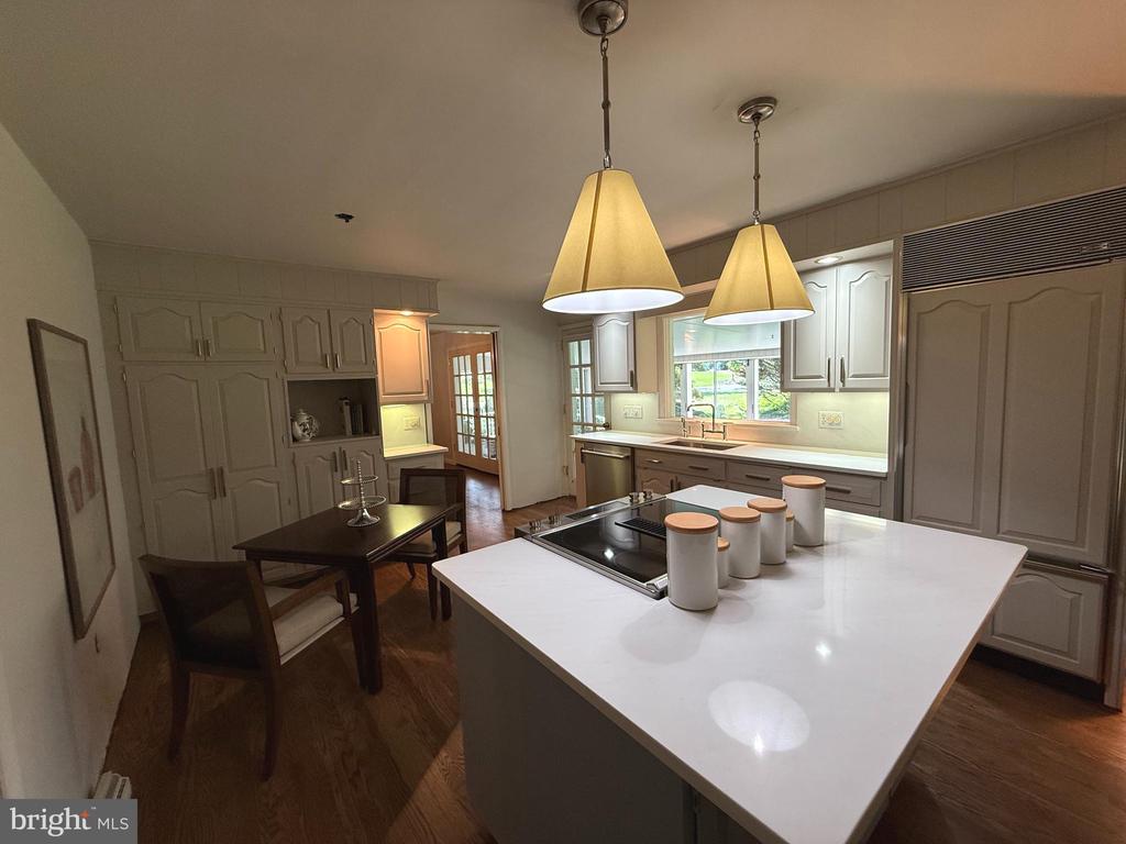 1202 OLD MILL RD ROAD
