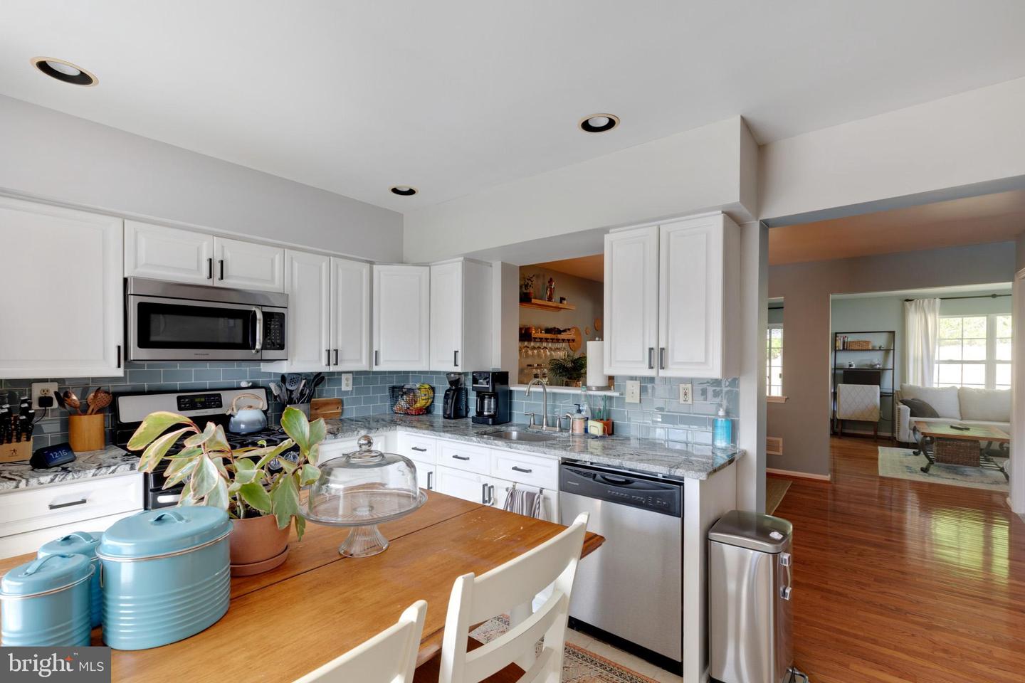 4636 Louise Saint Claire Dr