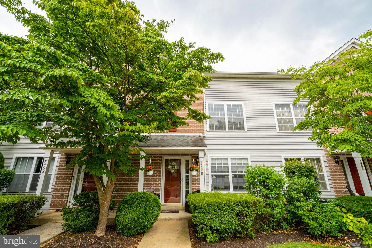 5490 Rinker Cir