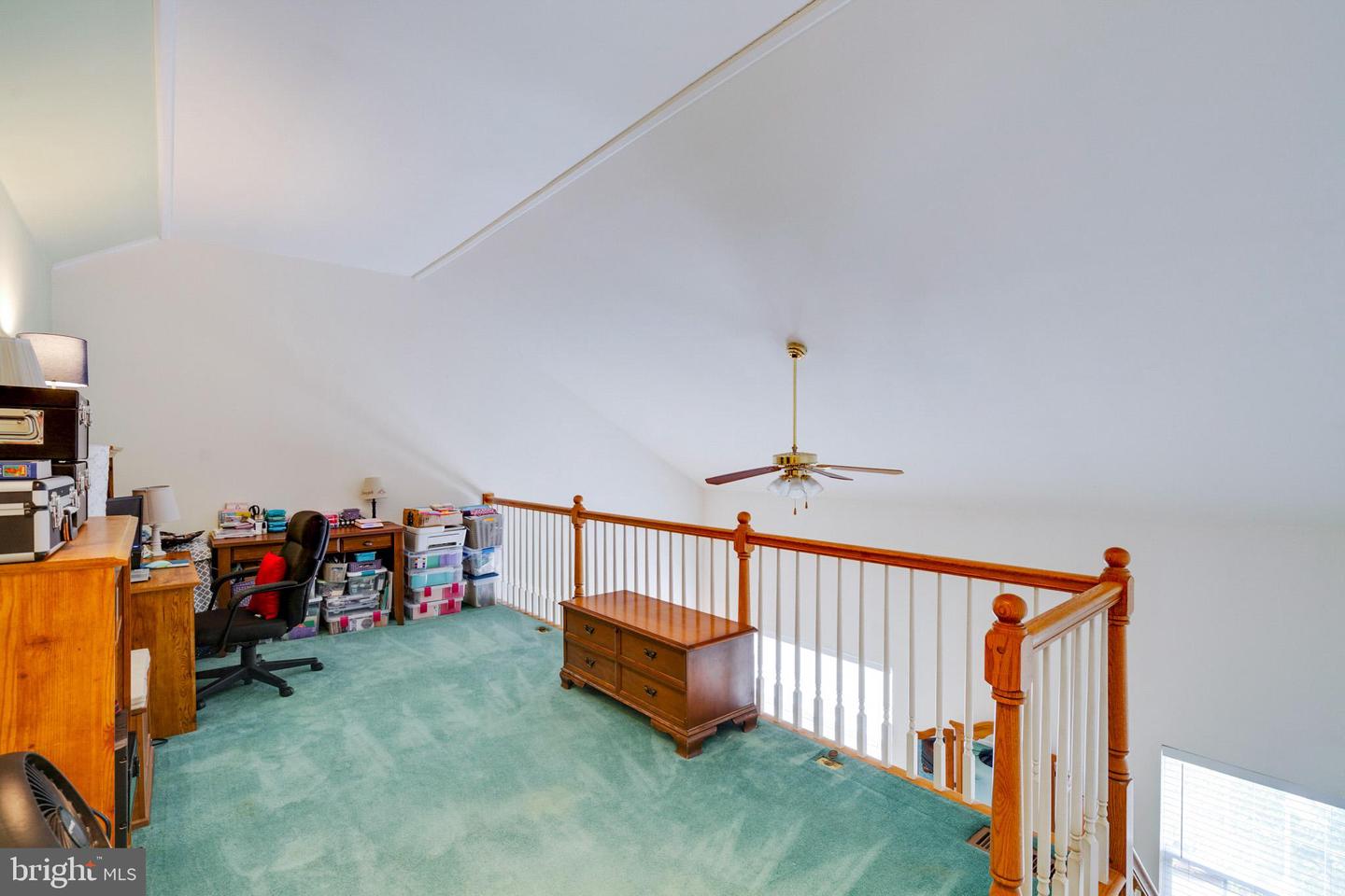 5490 Rinker Cir