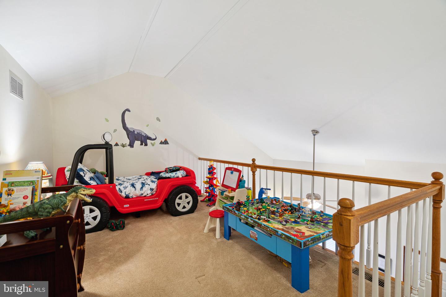 4125 Captain Molly Cir