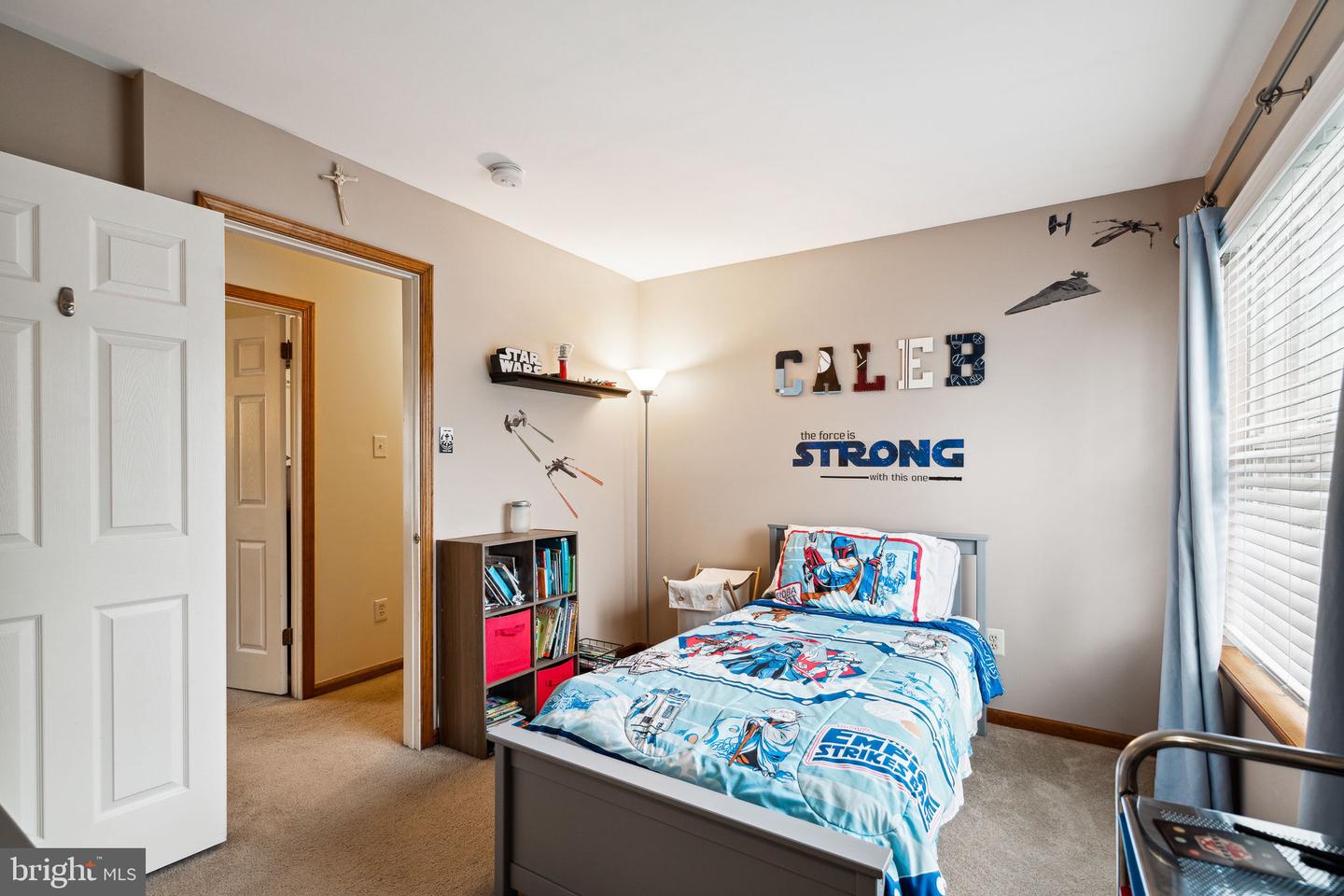 4125 Captain Molly Cir