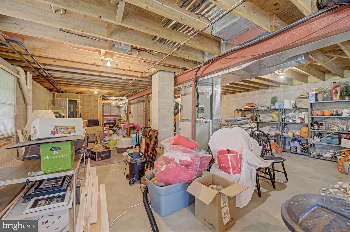 2245 Rowland Rd