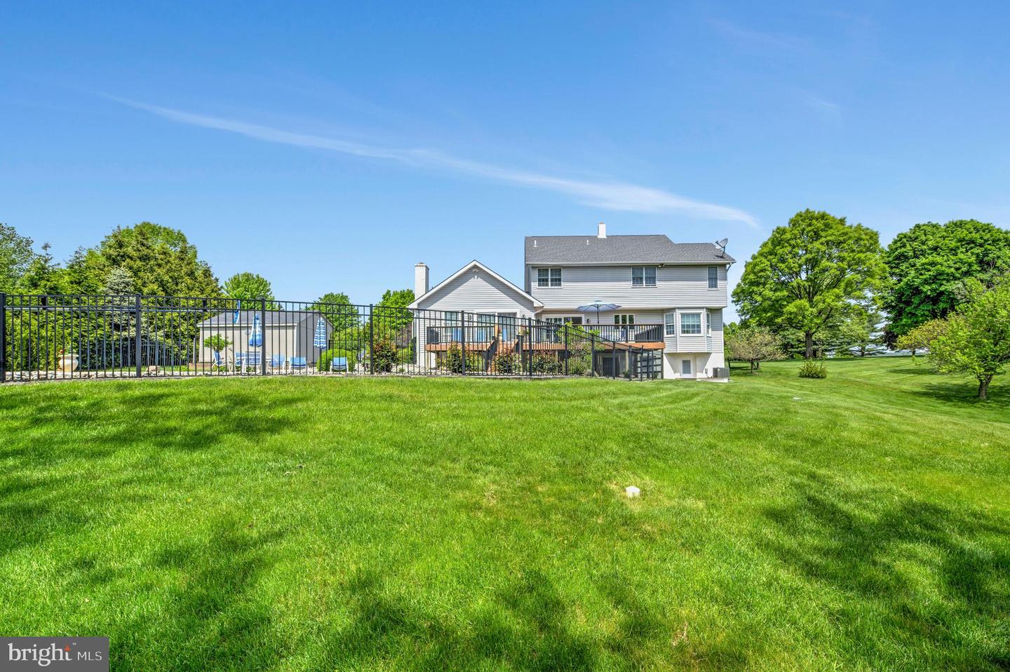 2245 Rowland Rd