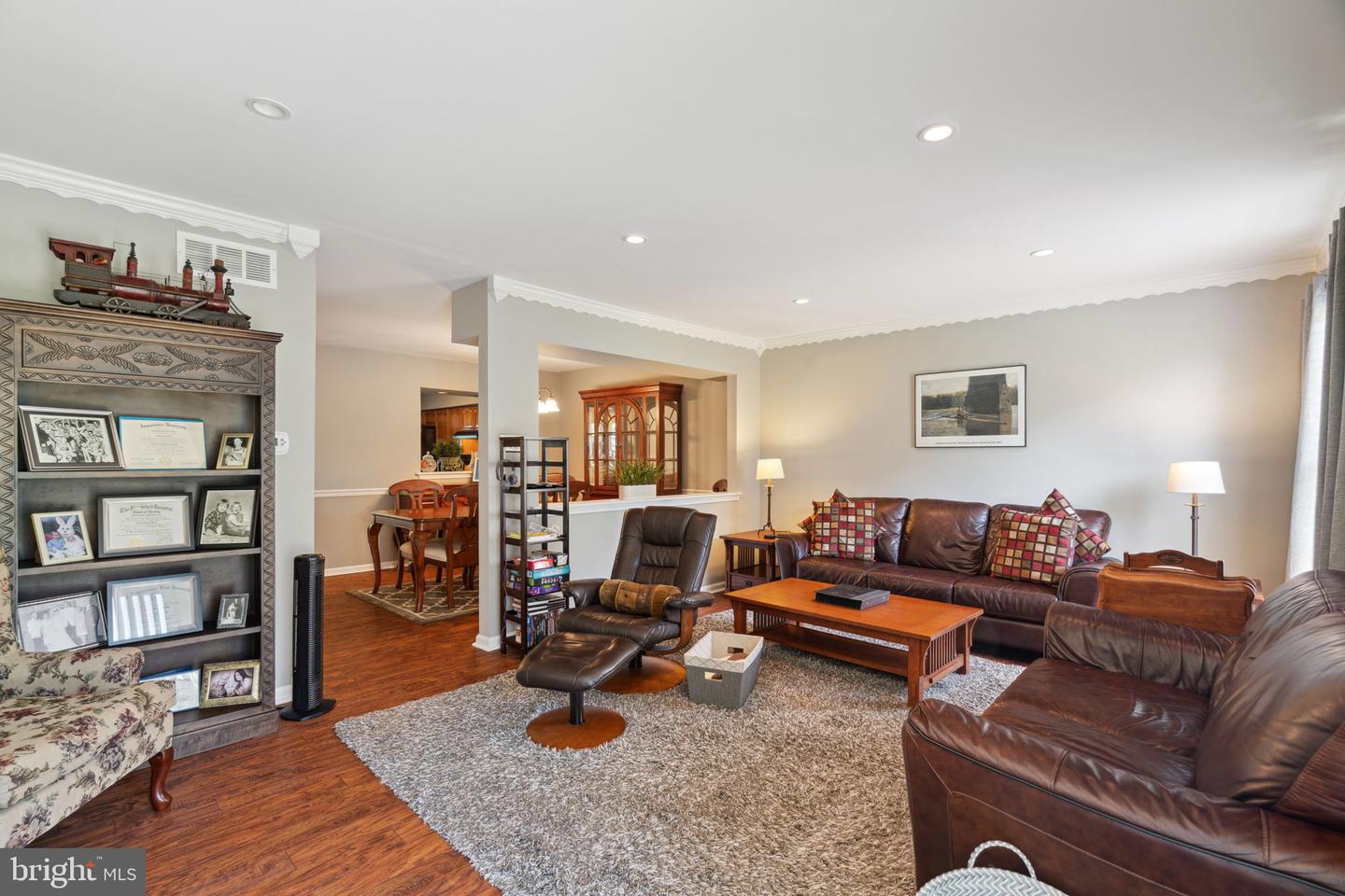 4997 Esther Reed Dr