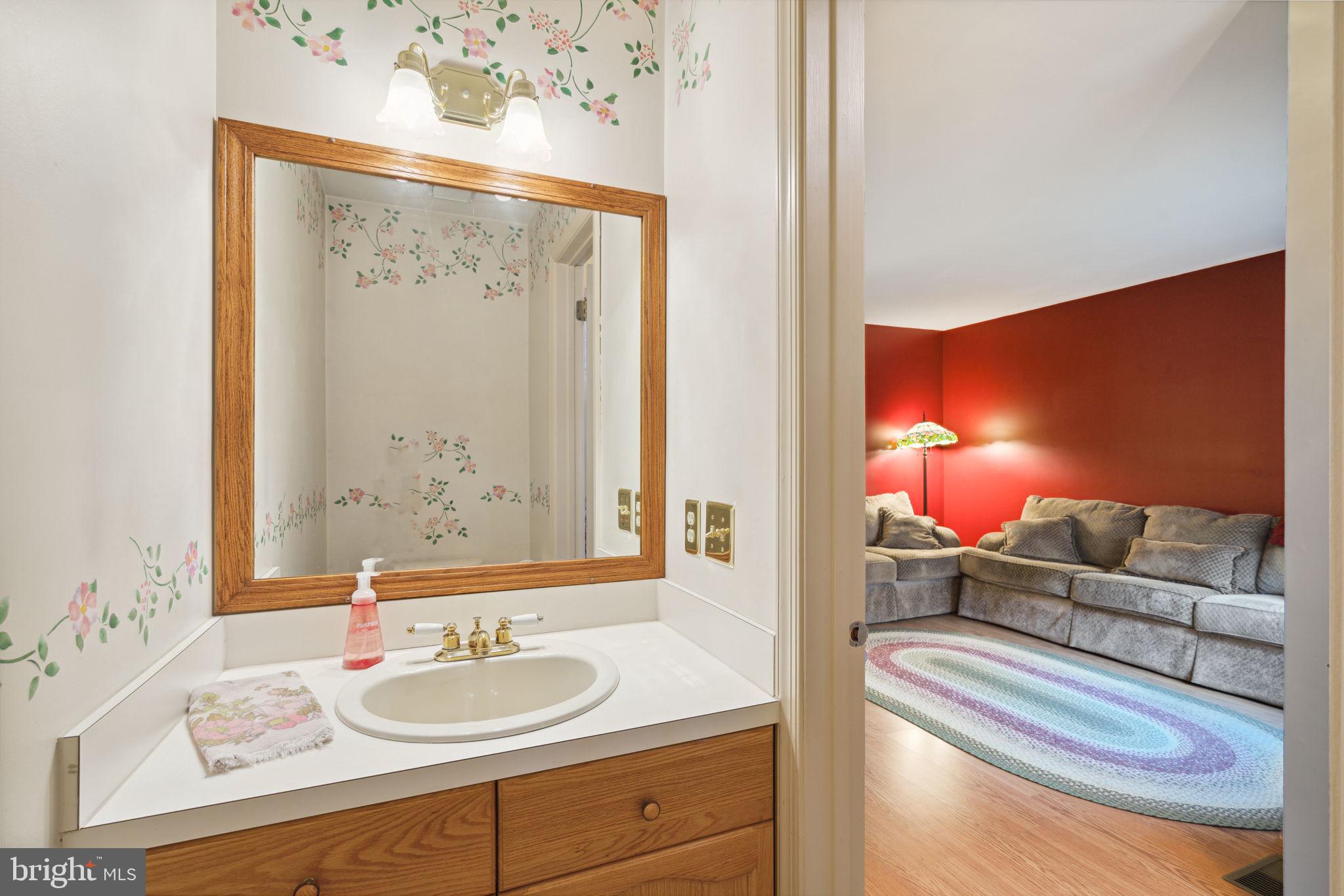 3653 Nancy Ward Cir
