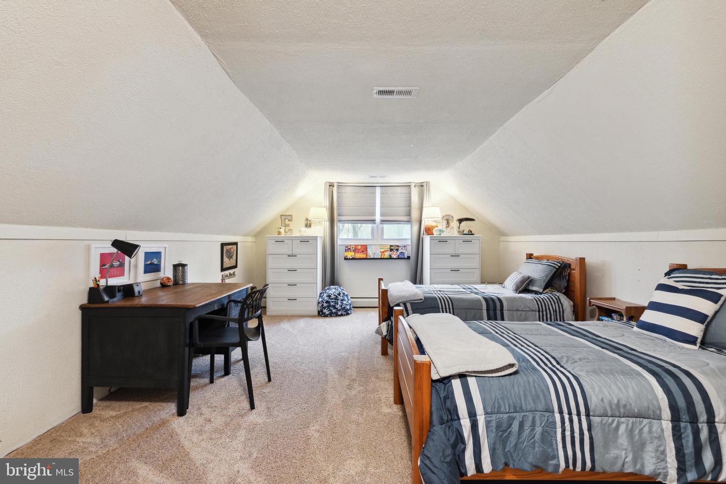 920 Truman Ct