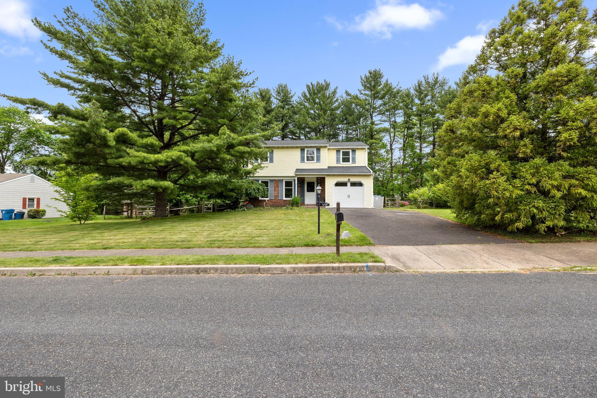 119 Lawndale Ave