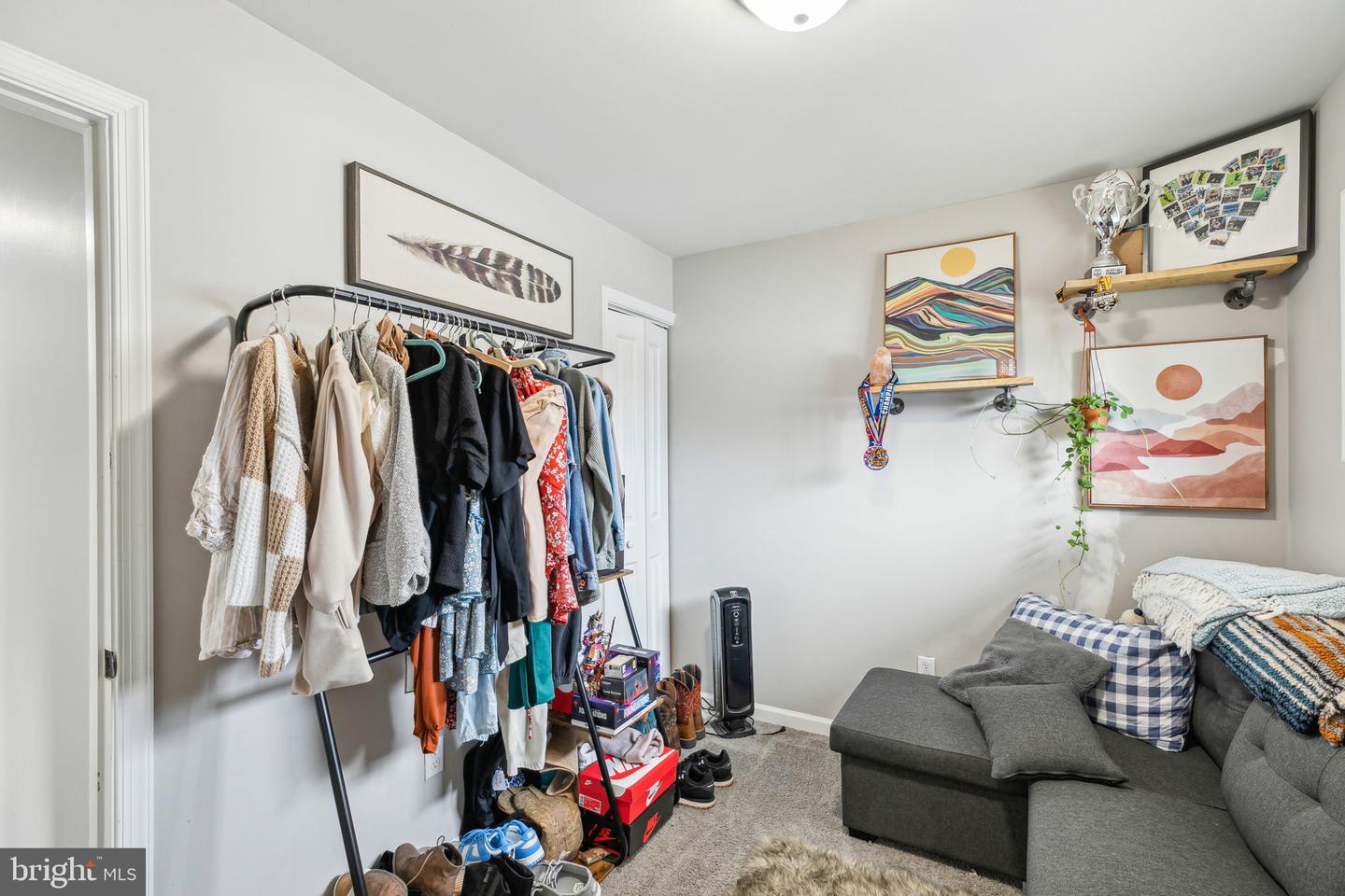 11 Tall Pine Ln