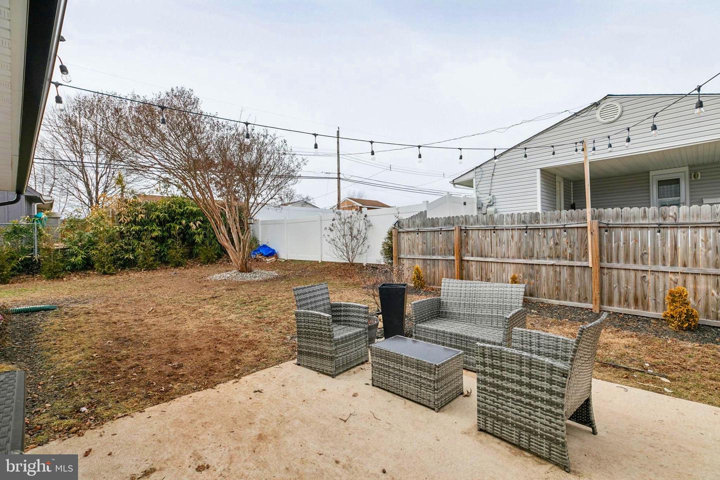 11 Tall Pine Ln