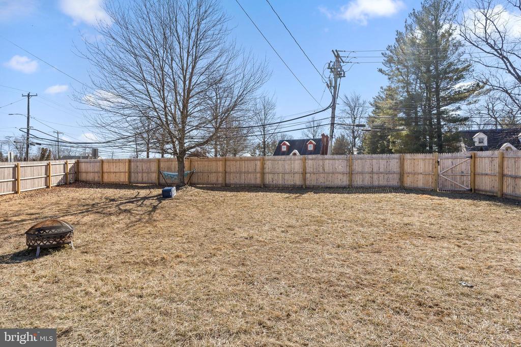 2548 Bristol Rd